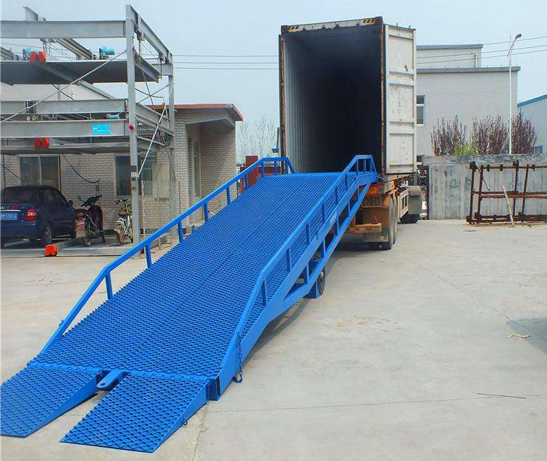 移動式液壓登車橋 移動式液壓登車橋